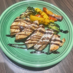 鳥取県産大山鶏むね肉のグリル～特製バルサミコソース～