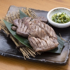 厚切り牛タンの炙り焼き ねぎ塩添え