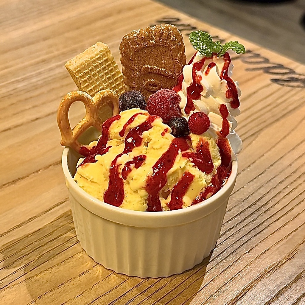 見た目が美味しそうだけでなく食べても◎可憐なデザートは気分も上がります。あなたもこの味の虜に♪