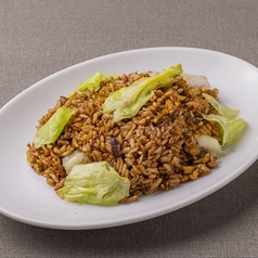 焦がし醤油の黒酢炒飯