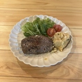 料理メニュー写真&nbsp;ラムハンバーグ