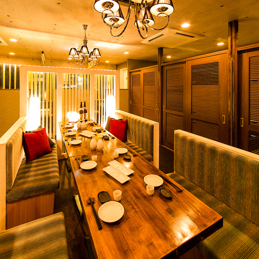 50名様からのフロア貸切や100名様迄の店舗貸切も承っております。