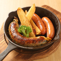 自家製ナンコツ入り　ハーブ香るソーセージ盛り