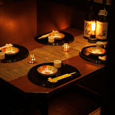 隠れ家の外観とは裏腹に当店の椅子はほとんどがしっかりとしたクッション使っております。なので、長時間座っていても疲れることはありません。13時から23時まで営業しているので、時間たっぷり、ゆったりと寛ぎながらお食事をお楽しみいただけます。個人店でしか味わえない接客やサービスで最高なおもてなしを致します!!