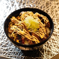 まぐろタツタ丼