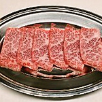 知る人ぞ知る大人気の牛の部位「カイノミ」は肉の香りや旨味を余すところなくご堪能いただけます！