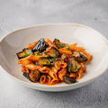 料理メニュー写真&nbsp;＜HOT＞揚げなすのペンネ “アラビアータ”　R/L