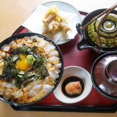 海香亭名物イカとろろ丼