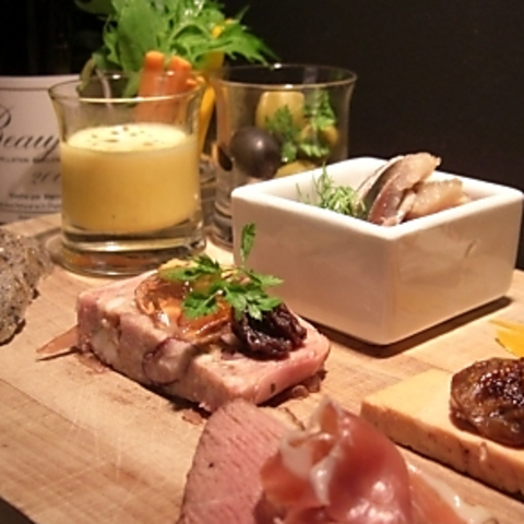 Bistro La Vanille �� �o�j�[��