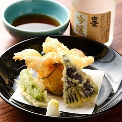 お酒との相性が良い一品メニューも充実！