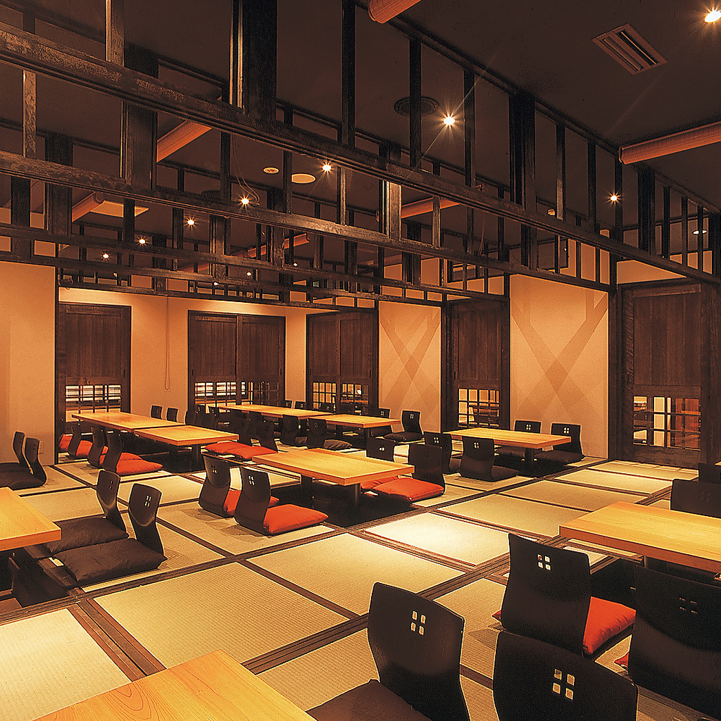 最大90名様まで対応可能な座敷席をご用意。会社宴会や同窓会などにも最適です。