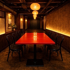 【2名様～4名様用】全席完全個室居酒屋★さつま小町★落ち着いた雰囲気の個室へご案内いたします。お仕事帰りの飲み会、ご友人とのお食事,デートにぴったりなくつろぎプライベート空間をご提供致します◆