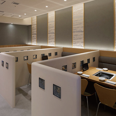 4名掛けテーブル(椅子席)