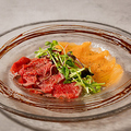 料理メニュー写真&nbsp;【定番メニュー】サーモンとうちもものカルパッチョ