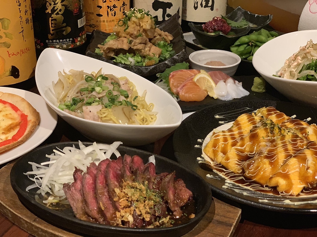 こわっぱのコース料理はボリューム満点！飲み放題付なので幹事さんも安心♪