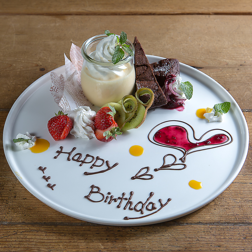 誕生日・記念日にはバースデープレートをご用意！大切な人との特別な日に♪サプライズもお任せ下さい