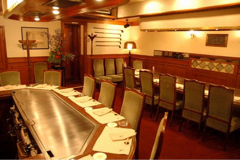 神戸ステーキ あぶり肉工房 和黒 北野坂本店 洋食 の雰囲気 ホットペッパーグルメ