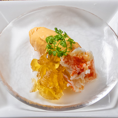 金時人参のムース　コンソメジュレ添え