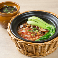 新鮮なこだわり食材×本場の調理