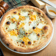 クアトロフォルマッジ