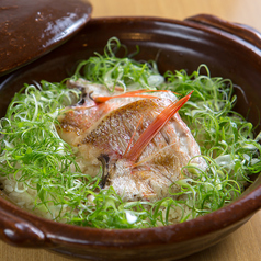 【旬によって土鍋の食材が変わる！】土鍋ご飯 / 2,500円(税込)〜の写真