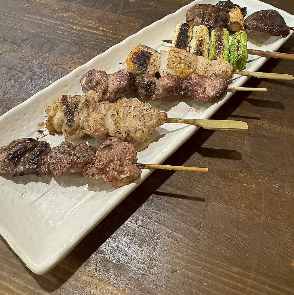 お酒との相性抜群の焼き鳥の盛り合わせ！！