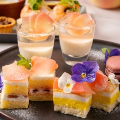 The Living Room with SKY BAR 三井ガーデンホテル名古屋プレミア18Fのコース写真