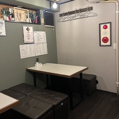 ソファーテーブル席