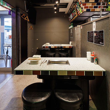 とり焼肉セジョン 名駅 駅前横丁店の雰囲気1