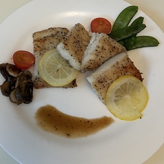 鮮魚のソテー レモン添え