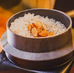 釜炊きガーリック飯