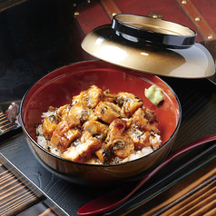 極上ふっくらうなぎ丼
