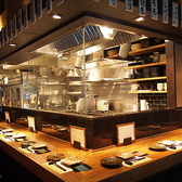 当店は全席禁煙となっており、清潔で快適な空間を提供しています。お食事を楽しむ際に、煙を気にせずリラックスしていただける環境を整えております。ぜひ、心ゆくまで料理をお楽しみください。※なお、喫煙を希望されるお客様には、店頭に喫煙所をご用意しておりますので、そちらをご利用いただけます。