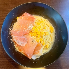 とうもろこしと生ハムのカチョエペペ