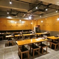 木を基調としたスタイリッシュな店内です！