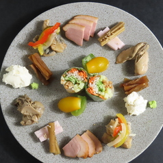 ワインと日本酒の居酒屋ダイニング　〆のいの写真2