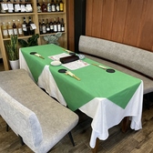 静岡鉄道静岡清水線御門台駅より徒歩約10分の便利な立地に位置する当店は、アクセスが良好で、仕事帰りのお食事や女子会、ママ友ランチ会にピッタリ。宴会や歓送迎会、打ち上げなど、多様なシーンに対応した柔軟な席の調整が可能です。