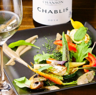 100種以上のお酒をご用意しております♪