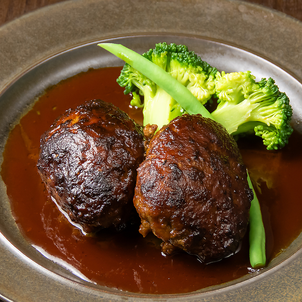 「磨屋町のハンバーグ」1個:990円(税込)／2個:1870円(税込)