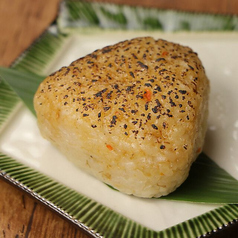 藁焼きおにぎり