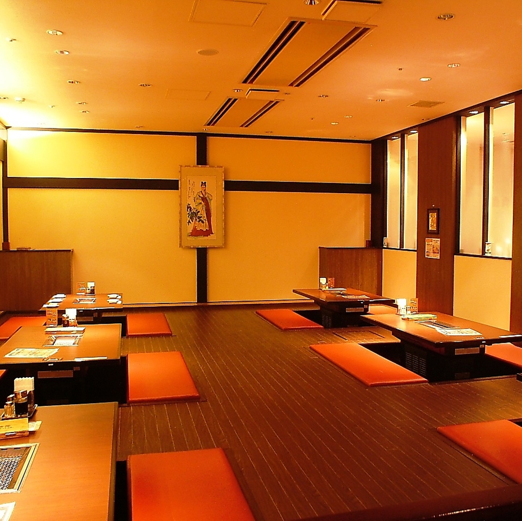 【焼肉　南大門】の店内は掘りごたつとなっていて、足元を気にせずゆったりとお楽しみいただけます☆