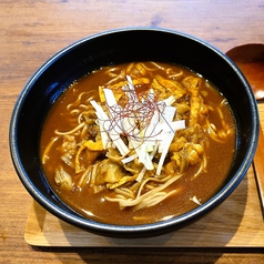 牛すじカレーそば