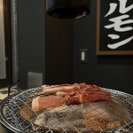 この価格でこの質と量を実現した驚きの信州焼肉が楽しめます。