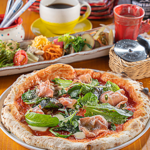 �Ηqpizza�Ɠ����� ROCK VALLEY