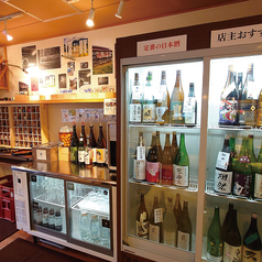 ショーケースにある日本酒が全て飲み放題