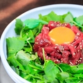 料理メニュー写真 ミナリユッケ