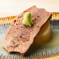 料理メニュー写真 【柔らか茹でタンおでん】ホロホロくずれる柔らかな食感に、噛むたびに広がる肉の旨みとおでん出汁が魅力