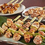 【新宿駅徒歩3分】職人技で仕上げた絶品焼き鳥！炭火の香ばしさがクセになる