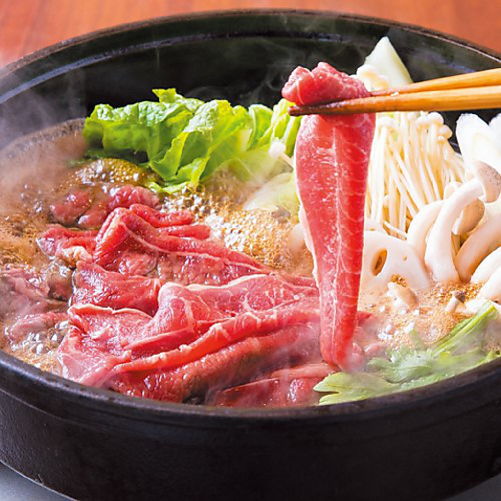 特製の割下と和牛のハーモニーがたまらない【砦の和牛すき焼き】は単品でもコースでも愉しめます◎