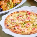 料理メニュー写真&nbsp;店内ピザ窯で仕上げるピッツァ